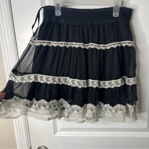 Vintage Style Black and White Lace Mini Skirt